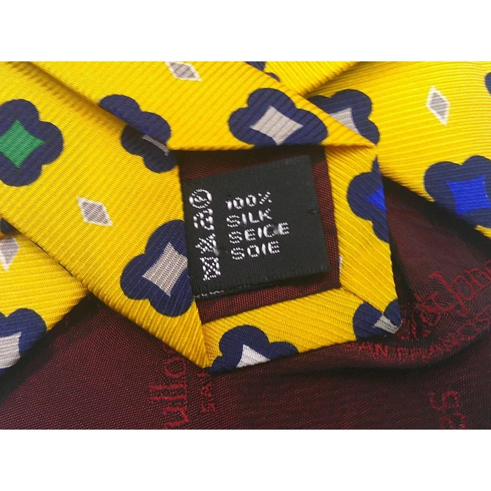 Bullock & Jones San Francisco Men's Yellow Silk Geometric Floral Necktie Tie